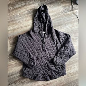 Universal thread quilted sweatshirt
